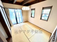 1階には独立した和室があります。