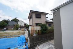 2階バルコニーからの眺望です。日当たりも良好。お洗濯物が良く乾きます。