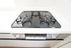 3口コンロなので、効率よくお料理が楽しめます。毎日のお料理も楽しくなりますね＾＾