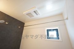 浴室暖房乾燥機付きなので梅雨時期などのお洗濯に便利ですね＾＾