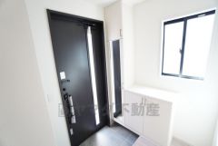 シューズボックス、シューズクローク付きの玄関です＾＾