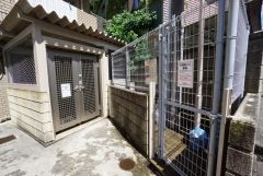 ゴミ置き場