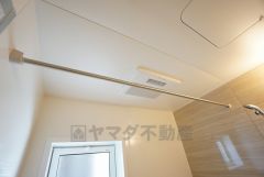 浴室暖房乾燥機付きなので梅雨時期などのお洗濯に便利ですね＾＾