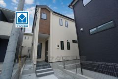 完成しました＾＾内覧受付中です。お気軽にお問い合わせください＾＾ スーパーやコンビニなども近く周辺環境充実。快適でゆとりのある生活空間で新生活を始めましょう＾＾ 