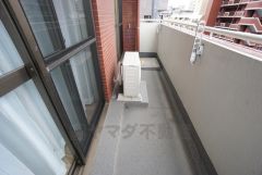 陽当たりの良いバルコニーです。お洗濯やお布団干しはもちろん、日光浴スペースにも＾＾