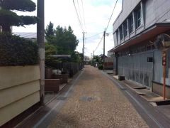前面道路。