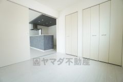 住む人のこだわりを活かす洋室＾＾広めのクローゼットもあり荷物もすっきり片付けられ、ゆとりのある暮らしが出来ます＾＾