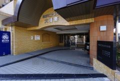 広々としたエントランス。