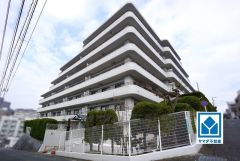 R6年12月内装リフォーム完了済＾＾専有面積88.56㎡。4LDK。2面バルコニー。西鉄バス「穴観音」停まで徒歩2分＾＾野間大池公園まで徒歩6分＾＾