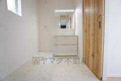 脱衣スペースも広々と確保されていて嬉しいですね＾＾