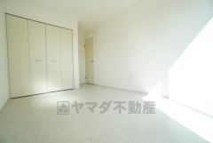 白を基調とした開放感あふれるルームデザインです＾＾