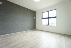 白を基調とした開放感あふれるルームデザインです＾＾