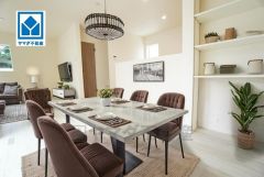 窓から光が差し込む明るいダイニングです＾＾家具はCGによるイメージ画像です。