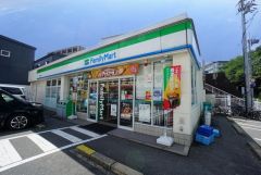 ファミリーマート　福岡小笹