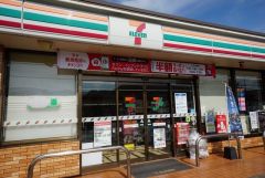 セブンイレブン　福岡鶴田4丁目店