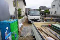 カースペースは並列2台分＾＾急な来客時やお子様が成人して車を所有するようになっても安心です。