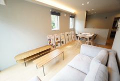 温かみのある雰囲気と、キッチンでの作業性を兼ね備え、家族の笑顔あふれる団らんのひと時をお過ごしいただける設計になっています。