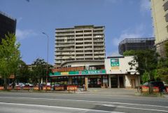 ドラッグセイムス　福岡梅光園店