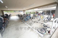 敷地内駐輪場あり。