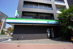 ファミリーマート　福岡荒戸3丁目