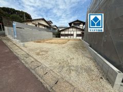 南向きで陽当たり良好＾＾駐車2台。南面バルコニー＾＾マルキョウ柏原店(車4分/1.3ｋｍ)