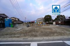 オール電化＾＾角地＾＾中牟田小学校(歩2分)生活がワンフロアで完結する、平屋建て＾＾敷地約78坪＾＾