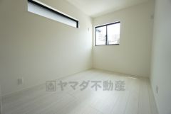 居室としてももちろん、収納や書斎にも＾＾使い勝手が良さそうです＾＾