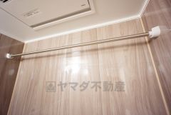浴室暖房乾燥機付きなので梅雨時期や花粉、PM2.5が酷いときなどのお洗濯に便利ですね＾＾