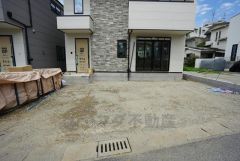 カースペース並列2～3台分＾＾