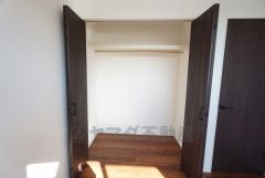 収納量たっぷりのクローゼット付です。