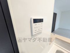 おいだき機能つきなのでお風呂に入る時間が異なるご家庭には嬉しいですね。ボタン一つで快適で便利な生活が＾＾