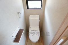 トイレは1階と2階それぞれに設けられています。