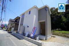 西鉄バス「老松神社前」歩2分。博多大橋天神行き＾＾歩5分圏にマックスバリュ、ファミマ、ドラッグイレブン、サンドラッグ、ナフコなど＾＾