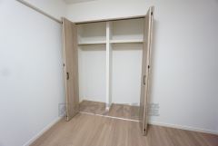 寝室にはクローゼットもあり荷物もすっきり片付けられ、ゆとりのある暮らしが出来ます＾＾