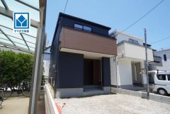 西鉄バス「警弥郷1丁目」＆セブン歩3分。マルキョウ歩7分。長期優良住宅＾＾