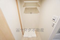ランドリースペースには収納棚完備＾＾