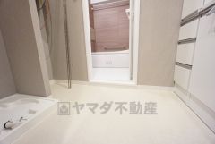 洗面脱衣室。