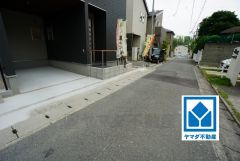 前面道路幅約3.8ｍ。