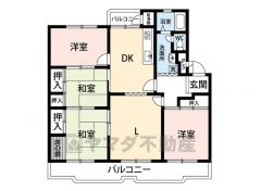 和室2、洋室2部屋の4LDK。2面バルコニーで風通し良好＾＾