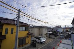 目の前に日差しを遮る建物がないので、日当たり＆風通し良好です＾＾