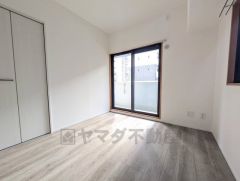 住む人のこだわりを活かす洋室＾＾広めのクローゼットもあり荷物もすっきり片付けられ、ゆとりのある暮らしが出来ます＾＾