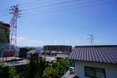 目の前に日差しを遮る建物がないので、日当たり＆風通し良好です＾＾
