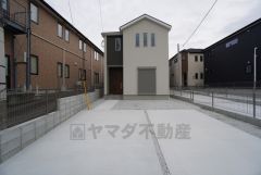 広々2台並列＾＾快適でゆとりのある生活空間で新生活を始めましょう＾＾ 