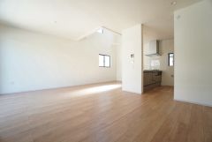 将来にわたって住みやすくプランニングを重ねて設計された間取で日々の生活をしやすい動線を考えた居住空間を創り上げております＾＾