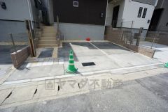 カースペース2台分（車種による）