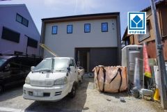 オール電化＾＾床暖房付き＾＾JRと西鉄のWアクセス＾＾西鉄「井尻」歩10分、JR「笹原」歩11分＾＾歩5分圏にハローデイ、セブンなど周辺環境充実＾＾
