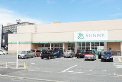 サニー　日の出町店