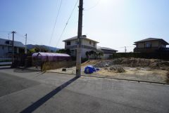 安徳南小学校：徒歩約7分／那珂川南中学校：徒歩約9分