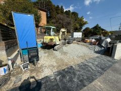 駐車スペースはゆとりある並列2台分を確保。マイカー用に、お客さま用に、余裕を持ってご利用いただけます＾＾ 