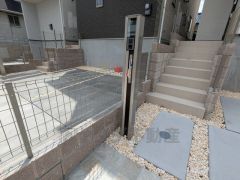 モニター付きインターホンなので来訪者の顔が見えて安心ですね＾＾